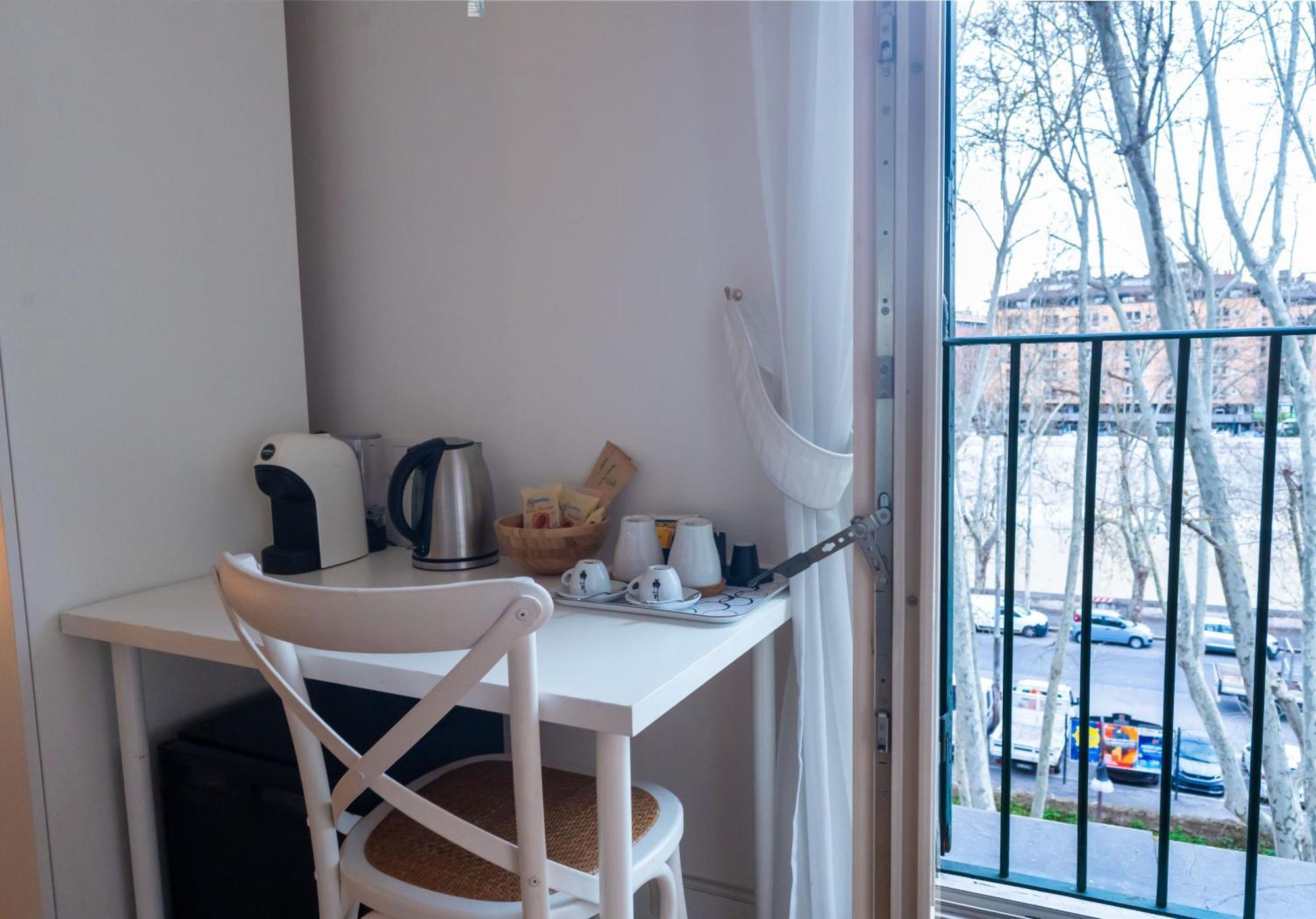 Ihh Suites Roma Exterior foto