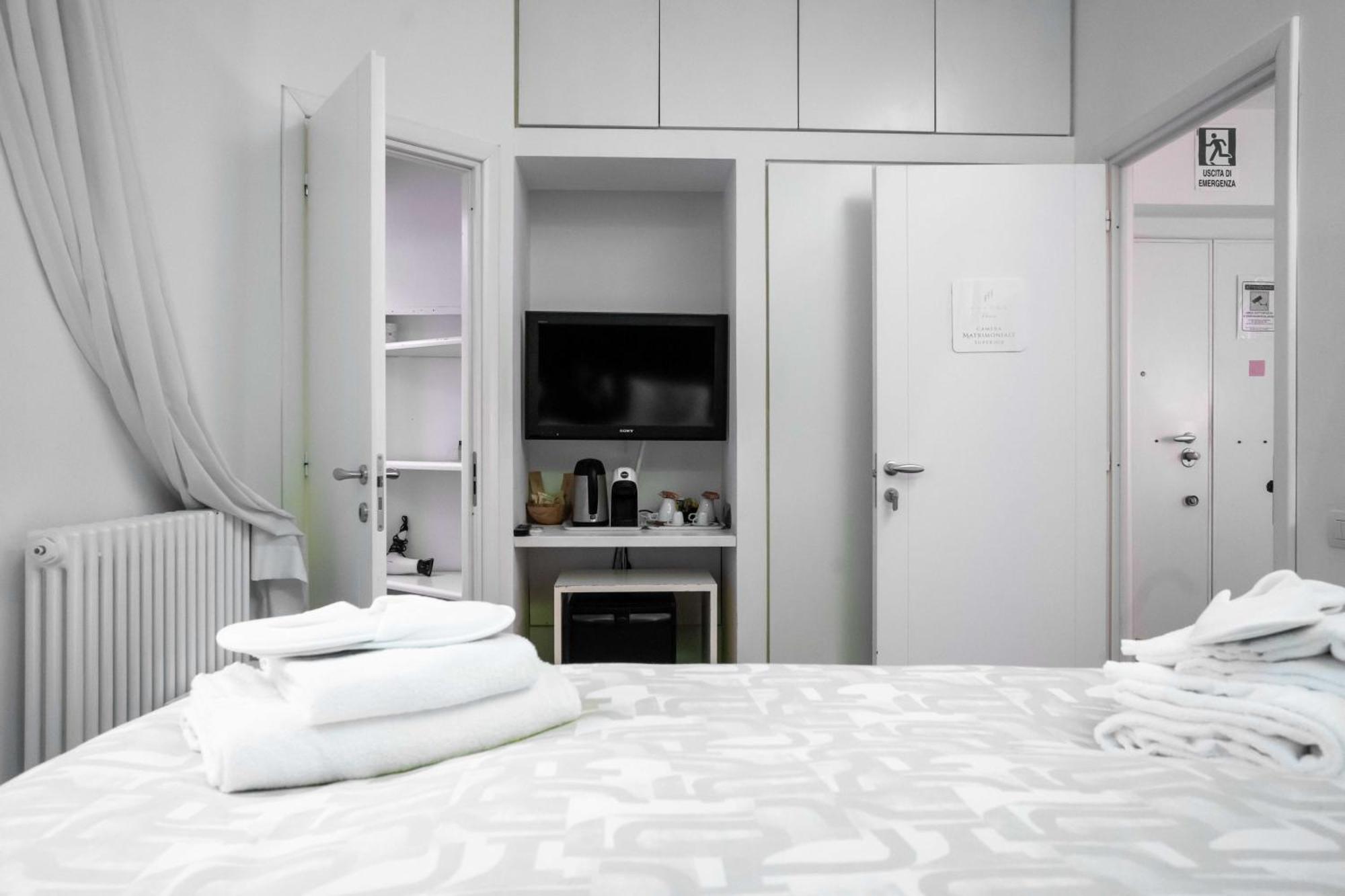 Ihh Suites Roma Exterior foto